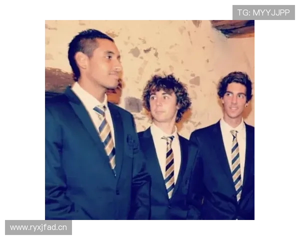 乔丹·汤普森比赛结束就变“小富婆”，包包鞋子一堆堆，普通人柜子都放不下啊！