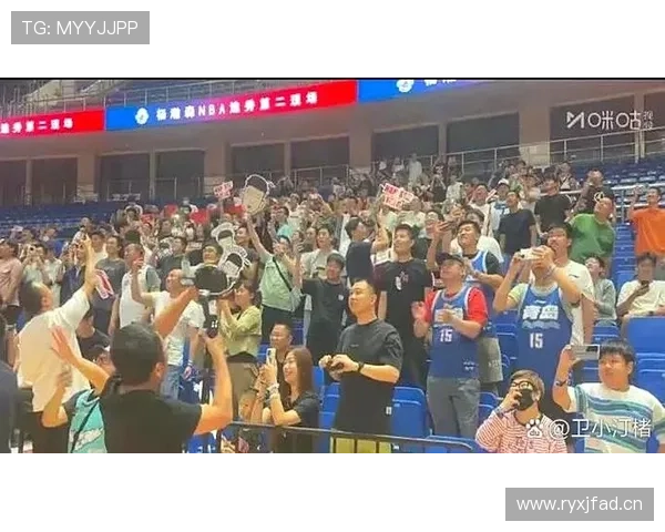 周琦家里到底是盖了篮球场还是别墅？光看他朋友圈就头大