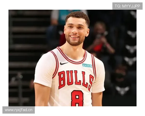 扎克拉文哪里来的这身奢华，到底是打球还是走红毯？